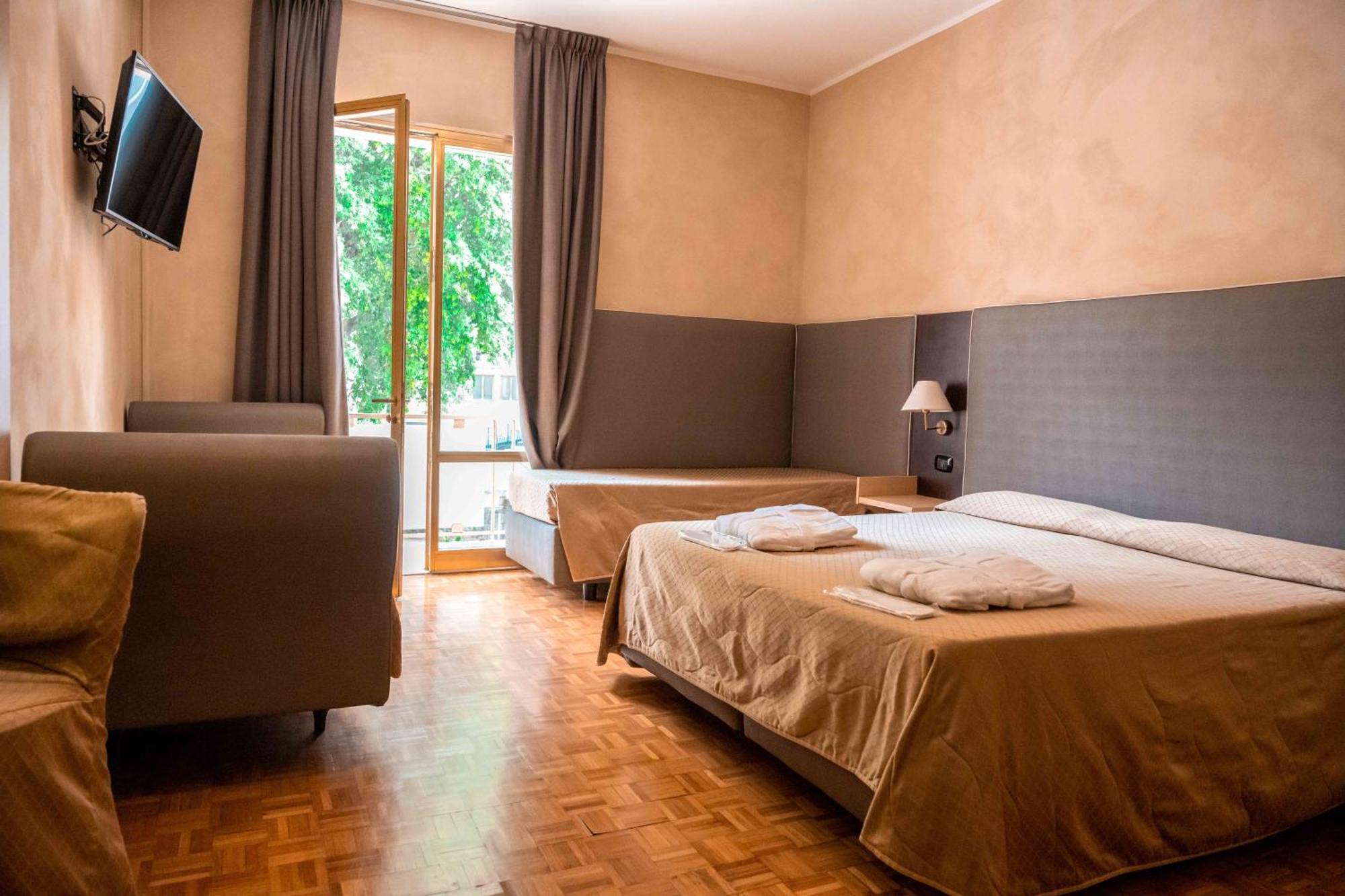 מונטה קטיני טרמה Hotel Terme Pellegrini מראה חיצוני תמונה